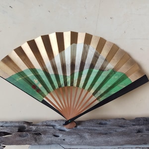 Beautiful ,Vintage ,Hand fan,fan paper,fan japan,Mount Fuji pattern ,bamboo paper,Japanese Sensu,Folding Fan,Kimono Accessories