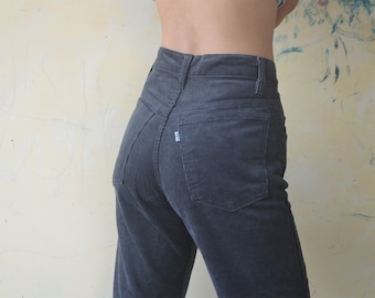 Perfect jeans ,Vintage 80s levis corduroy black W 27 W28 L32, corduroy pants,levis unisex ,levis white tab,levis USA