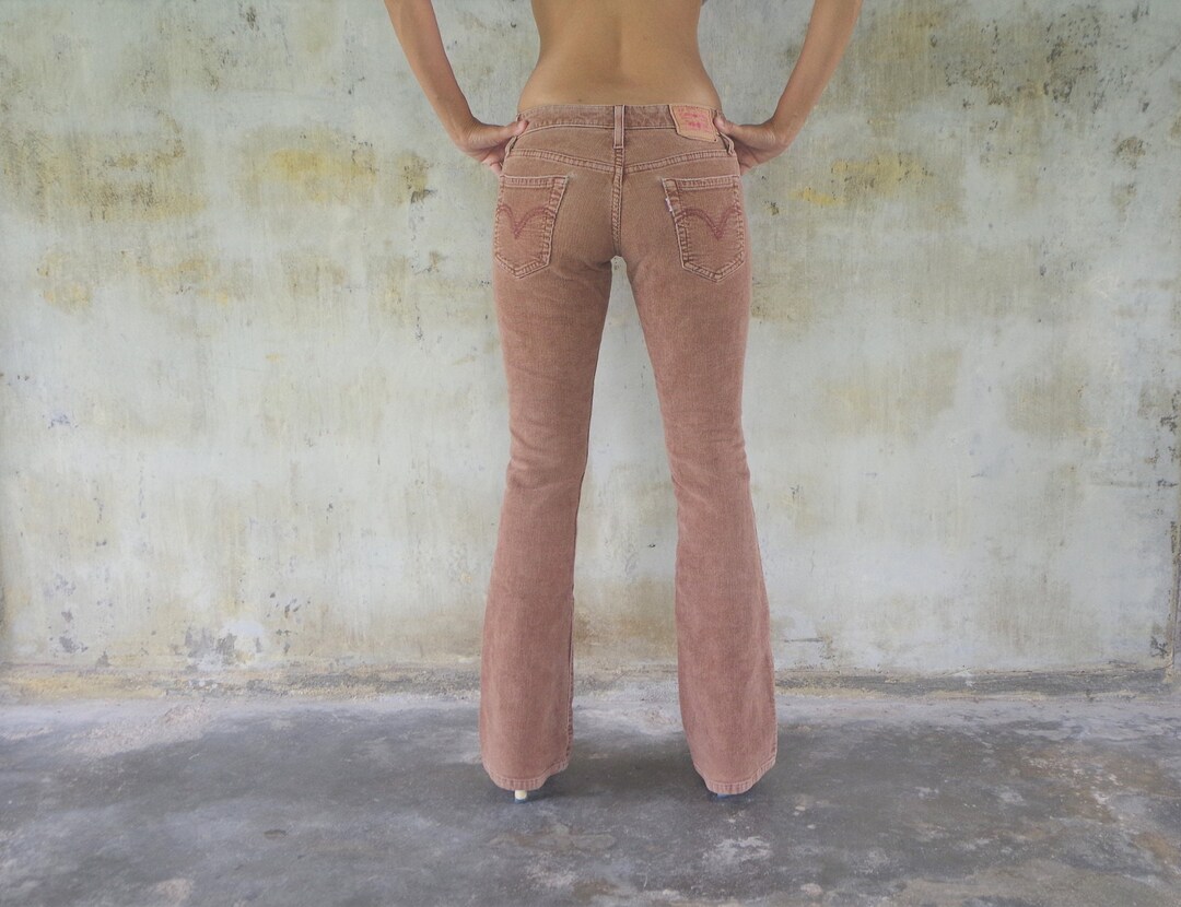 【LOW CLASSIC】 CORDUROY BOOT-CUT PANTS /追跡付 Superlow Bootcut Corduroy Pants - Beige | Levi's® XK