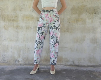 Beautiful ,Vintage 80s Floral Prints Palmetto W24 W25 L27.5, scovill zipper,high waist , ultra high rise,retro,cool ,hipster,levis USA