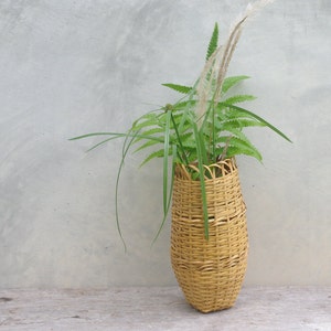vintage ikebana vase,flower woven,vase  woven,ikebana vase japan, bamboo,wicker,bamboo woven,japanese bamboo Vase,Vase wood,vase decor