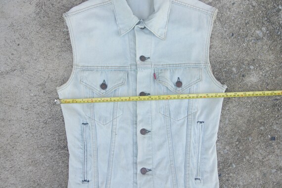 Faded , Vintage 80s levis trucker cut off size XS… - image 4