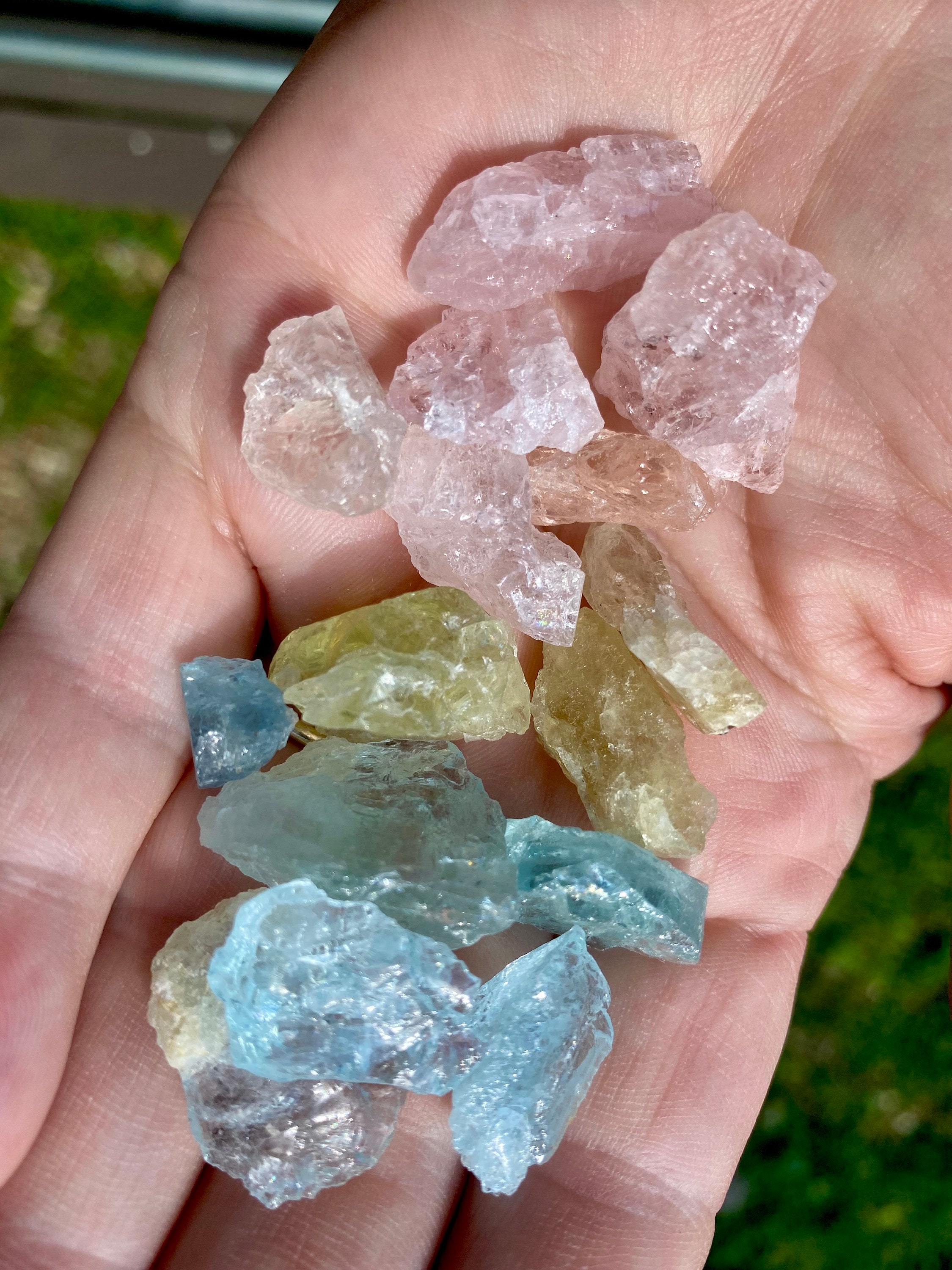 MORGANITE – pink beryl AQUAMARINE – blue beryl HELIODOR – yellow beryl  rough crystals