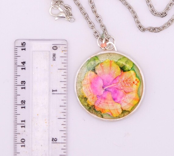Hand Sculpted & Painted Pink Green Floral Hibiscus tropical Statement Necklace Tropical Flowers Necklace - Etsy main image 2
