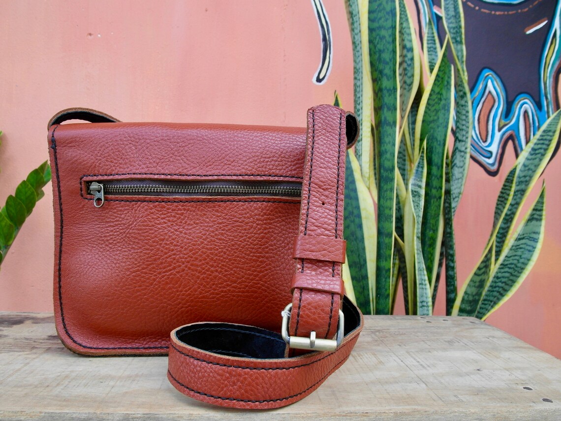 Handmade Red Leather Bag 25x19x4cm with Zipper Pocket Plain | Etsy