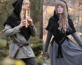 Big Skjoldehamn inspired hood in black wool and alpaca. Handwoven.