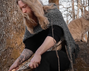 Big rectangular shawl in gray wool and alpaca. Handwoven.