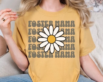 Foster Mama T-shirt, Mother's Day Gift, Present for Foster Mom, Foster Parent Shirt, Retro Groovy Font Shirt, Unisex Comfort Colors T-shirt