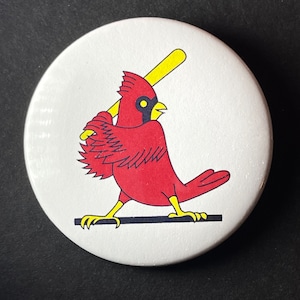 St. Louis Cardinals batting bird classic baseball Logo 2 1/4 inch button/pin or magnet