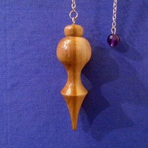 Handgemachte Holz Dowsing Pendel *Pluto* Verwendung für: Heilung, Allergie-Tests, Chakra-Ausgleich, Landkarten-Dowsing, finden fehlende Objekte.
