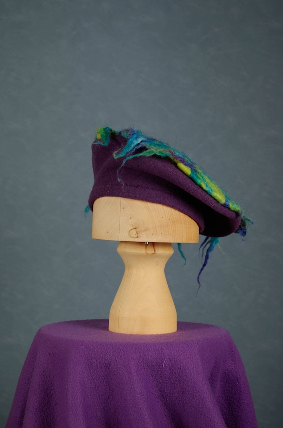 Purple Wool Beret One Size Vintage/ Wool Beret/tam/ Hat/ Purple/button Accent/ Toucan  main image 3