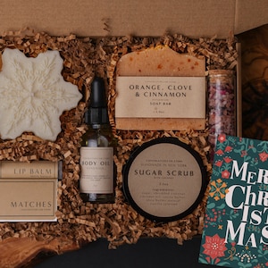 Christmas Hygge Gift Box, Personalized Christmas Tea Gift Set, Friendship Gift, Thank You Gift, Xmas Gift for Friends, Thinking of You Gift