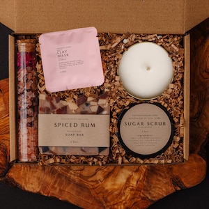 Personalized Gifts For Her, Gift Box For Women, Best Friend Birthday Gifts, Self Care Box, Thinking Of You Care Package, Thank You Gift Box