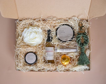 Bath & beauty box | Spa gift set for her | Gift box for woman | Spa Kit for Women | gift for mom | Mothers day gift box | Mothers day gift