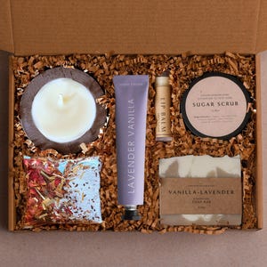 Handmade Self Care Gift Box: Soy Candle, Soap, & Spa Set