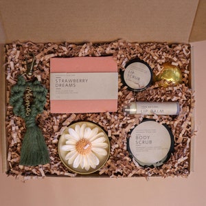 Spa Kit for Women | gift for mom | Mothers day gift box | Bath & beauty box | Spa gift set for her | Mothers day gift | Gift box for woman |