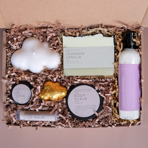 Friendship gift box, Best Friend Gift, Spa Gift Set, Send a Gift, Gift for Her, Gift For Her, girlfriend Gift, Friend Birthday Gift