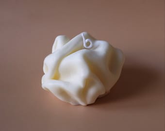 Handmade Candle: Scented Home Decor