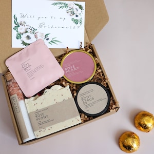 Bridesmaid Proposal Box, Personalized Maid of Honor Proposal Box Gift Set, Will You Be My Bridesmaid Proposal, Wooden Bridesmaid Gift Box