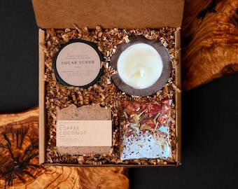 Summer Self Care Gift Box: Handmade Spa Set with Soy Candle