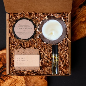 Sister Spa Gift Box: Handmade Self-Care Set with Soy Candle