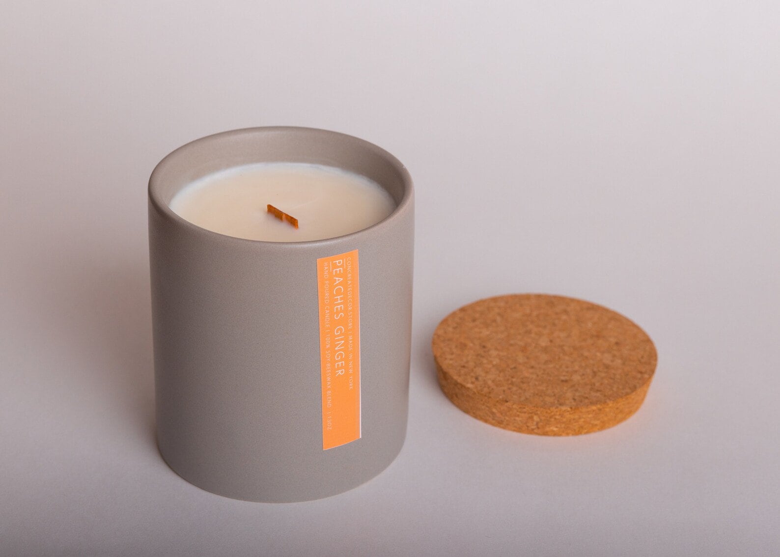 Peaches ginger | Handmade ceramic scented candle | Wooden wick candle | Made in New York