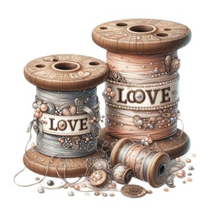 Puede incluir: Dos carretes de hilo de madera decorados con cuentas, perlas y cintas. Los carretes están etiquetados con "LOVE".