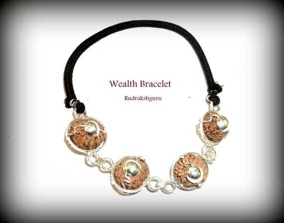 Buy 13 Mukhi Kamadeva Bracelet With Sandalwood Beads