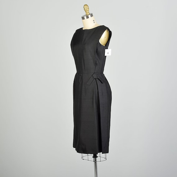 XS 1950s Sleeveless Black LBD Wrap Skirt Cocktail… - image 3