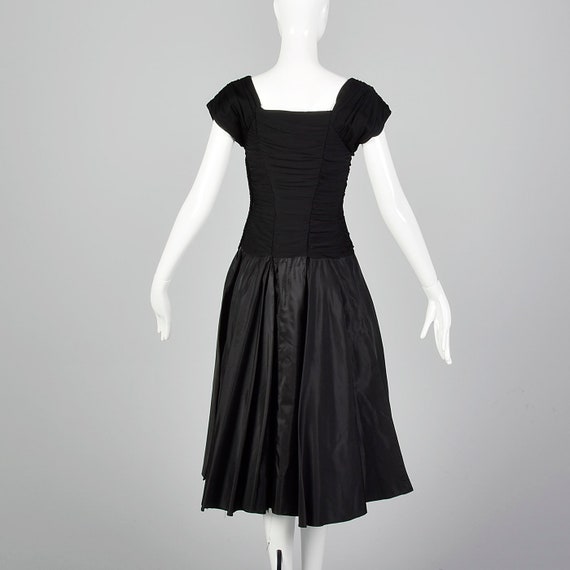 XXS Black Dress with Ruched Bodice Fitted Waist F… - image 4