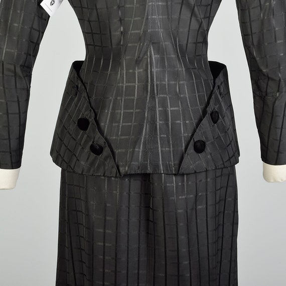 Small 1950s Hourglass Skirt Suit Black Window Pan… - image 7