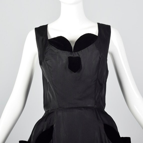 Small 1950s Dress Black Full Length Gown Velvet T… - image 5