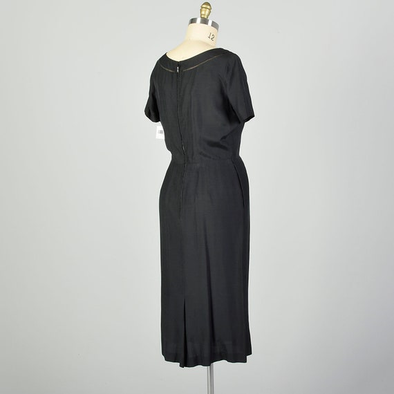 Large 1950s Bonwit Teller Black Dress with Neck D… - image 9