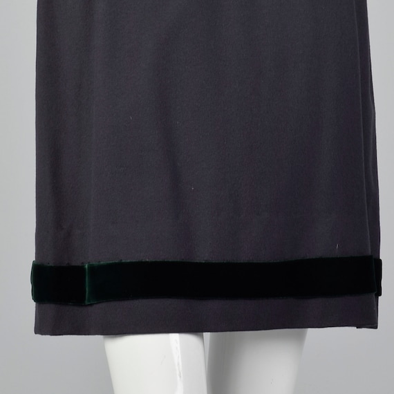 Small 1960s Gray Wool Skirt Suit Green Velvet Tri… - image 8
