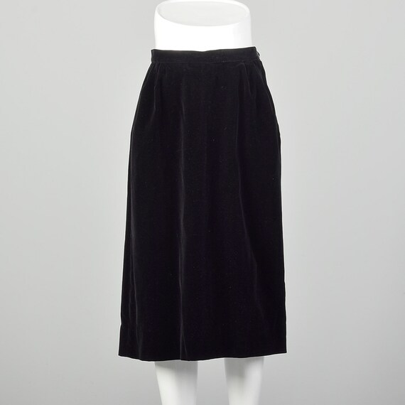 Small 1950s Skirt Black Velvet Rockabilly A-line … - image 7