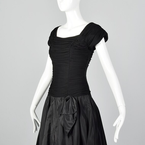 XXS Black Dress with Ruched Bodice Fitted Waist F… - image 7