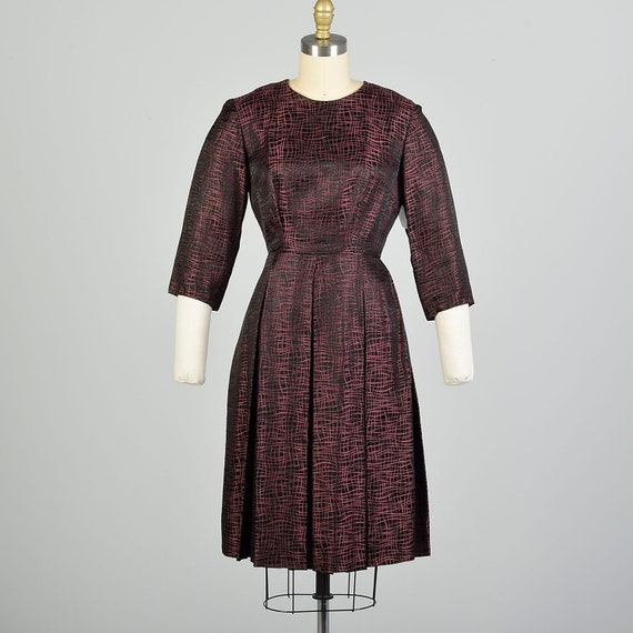 Small 1950s Black Pink Textured Cocktail Dress El… - image 5