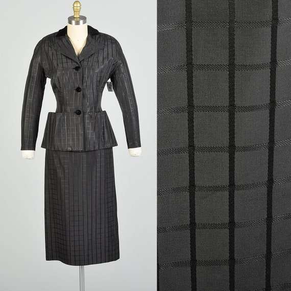 Small 1950s Hourglass Skirt Suit Black Window Pan… - image 1