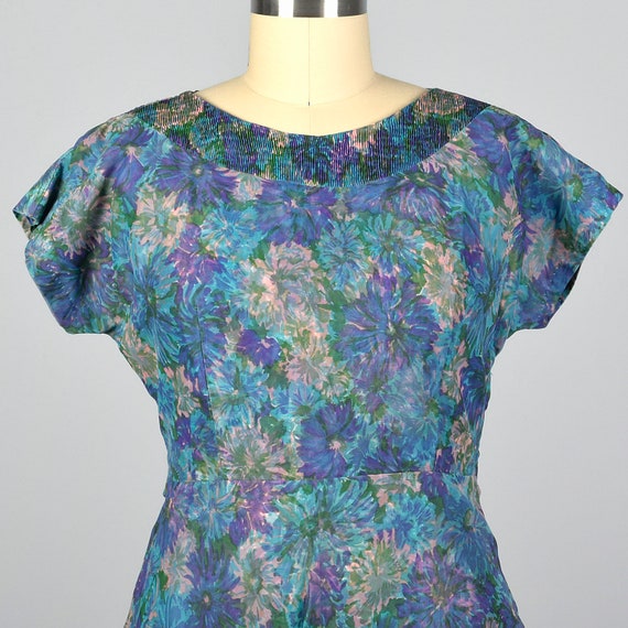 XL 1950s Dress Blue Floral Print Dress Floral Chi… - image 4