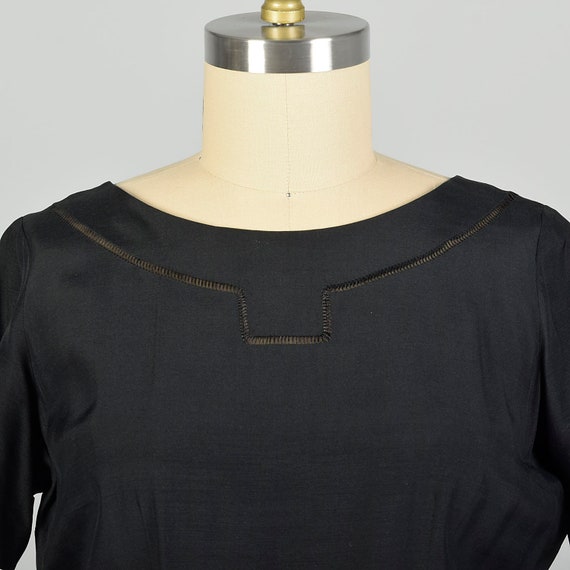 Large 1950s Bonwit Teller Black Dress with Neck D… - image 4