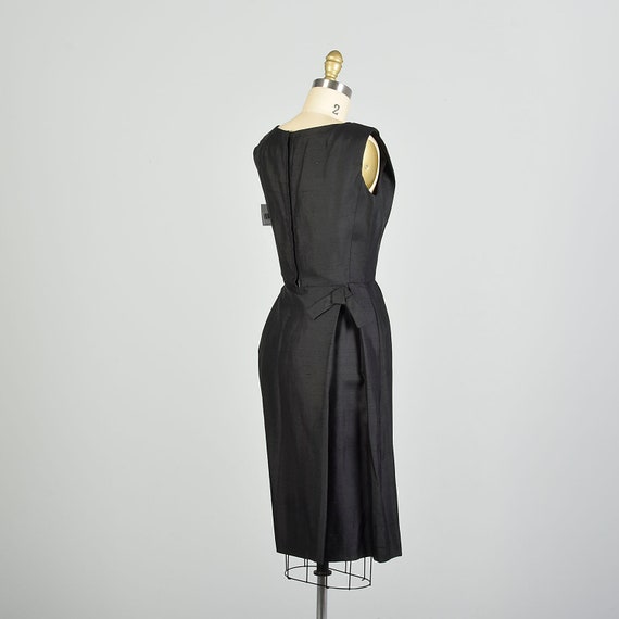 XS 1950s Sleeveless Black LBD Wrap Skirt Cocktail… - image 4