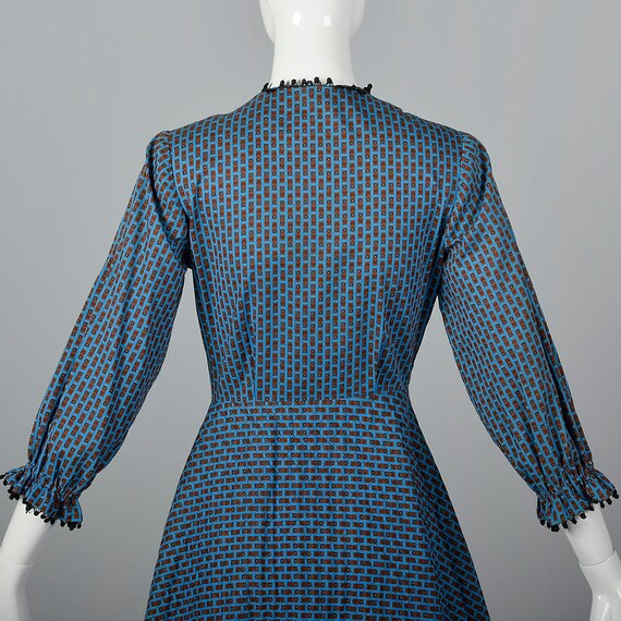 XS 1950s Quilted Blue Cotton Dress Casual Vintage… - image 5