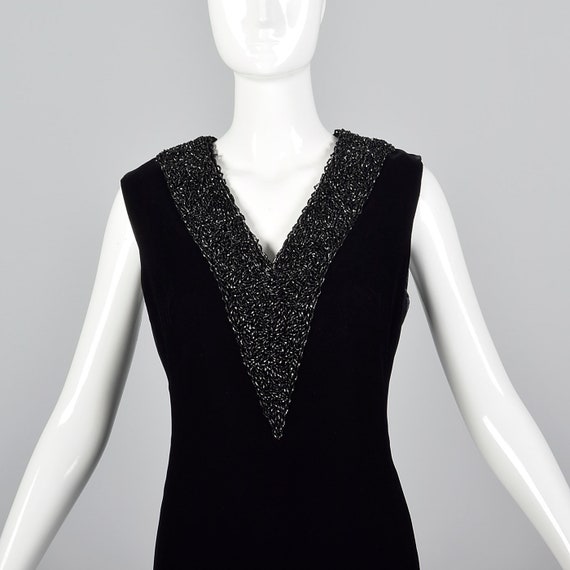 Large 1960s Black Velvet Dress Heavy Beading Simp… - image 4