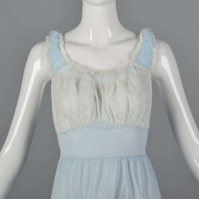 Small 1950s Blue Nightgown Sleeveless Nightgown Lace Bust Lace Trim Vintage Sleepwear Loungewear Lounge Lingerie 50s Vintage