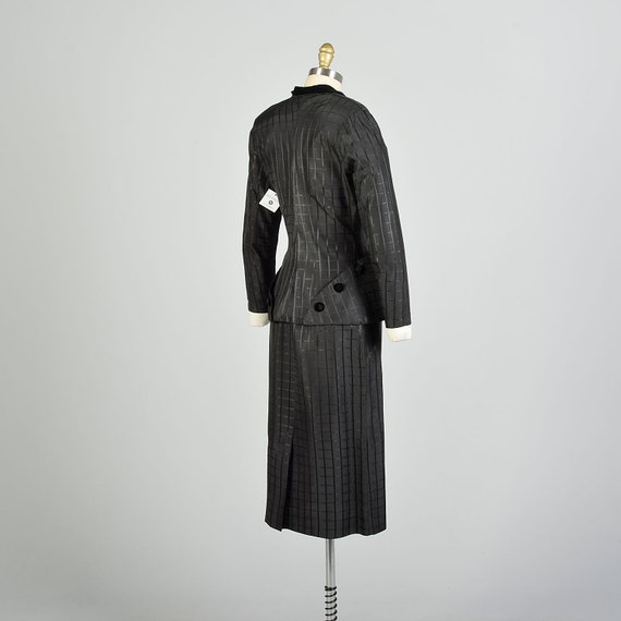 Small 1950s Hourglass Skirt Suit Black Window Pan… - image 4