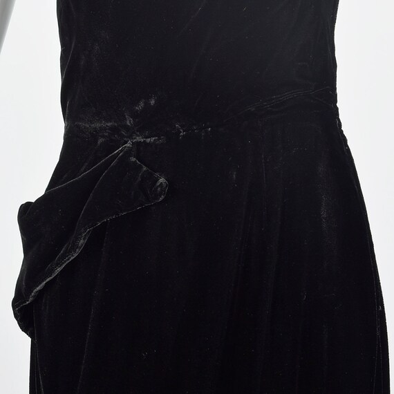 Small 1940s Asymmetric Black Dress Silk Velvet Ev… - image 9