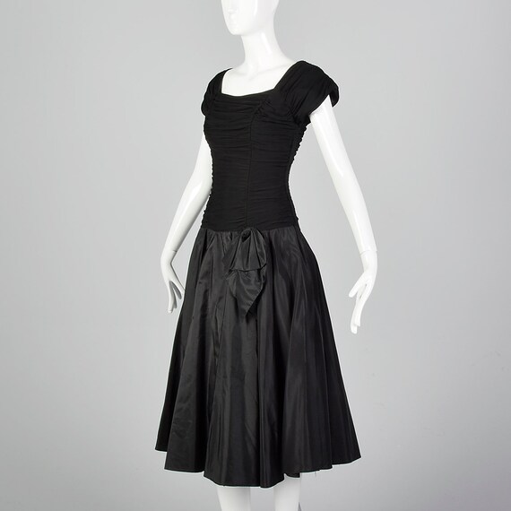 XXS Black Dress with Ruched Bodice Fitted Waist F… - image 3