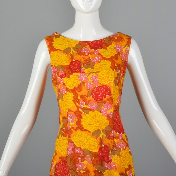 Small 1960s Bright Shift Dress Vibrant Floral Pri… - image 4