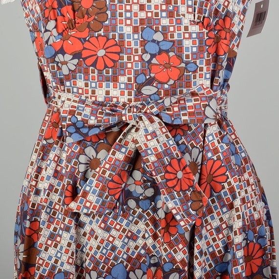 Small-Large 1960s Orange and Blue Floral Wrap Dre… - image 7