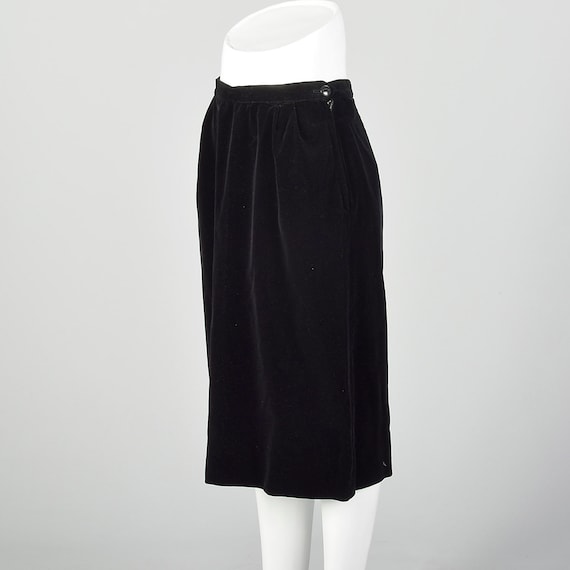 Small 1950s Skirt Black Velvet Rockabilly A-line … - image 2